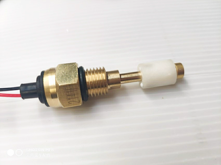Suitable for Yutong bus parts  - огляд і ціна Water Alarm Sensor